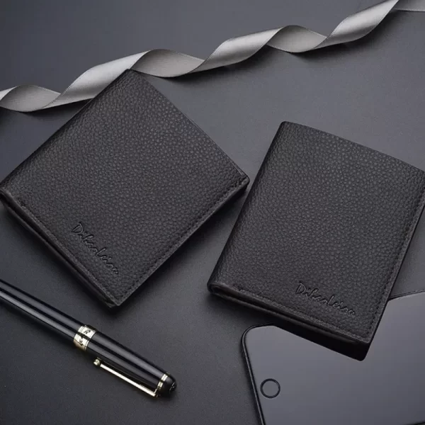 Urban Essential Men's Slim Wallet - Image 3