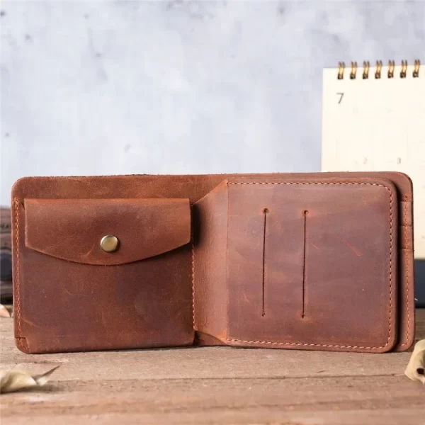 Vintage Cowhide Wallet – Compact Style with Maximum Functionality - Image 3